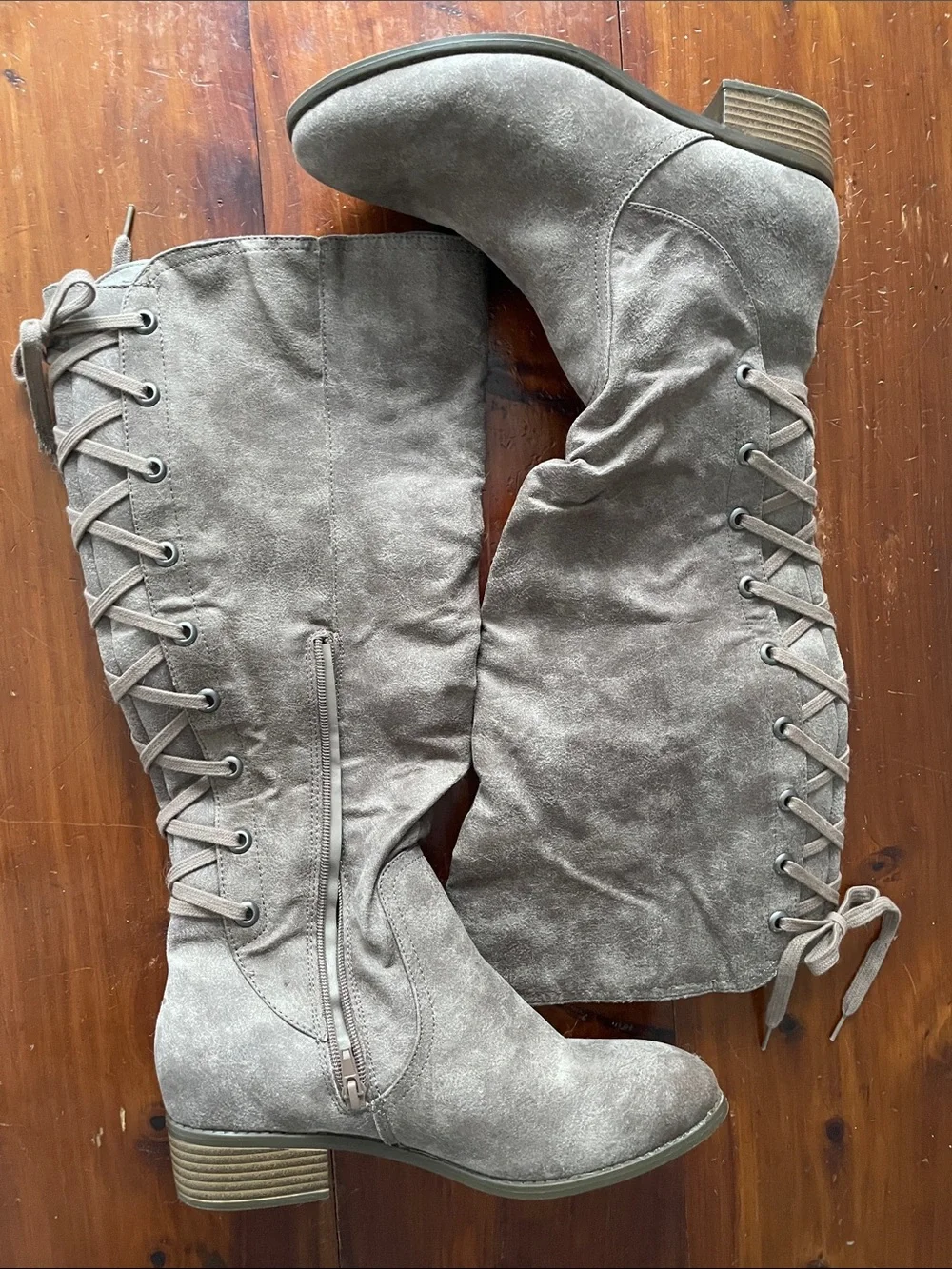Knee-High Lace-Up Taupe Women's Boots